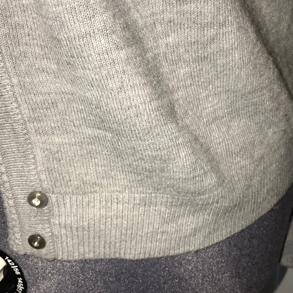 Sweater - Picture 6 of 7